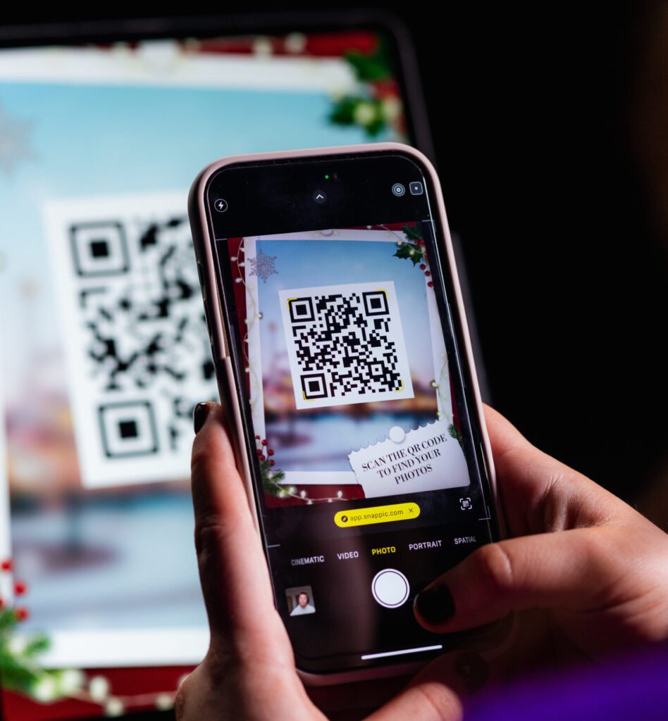 Instant sharing through QR code
